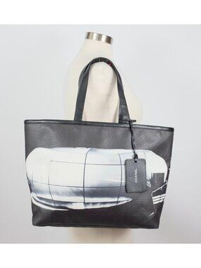 Chanel Zaha Hadid Mobile Art Tote Bag Karl Lagerfeld canvas leather